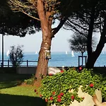 Villa Sea-facing In La Flotte-en-re