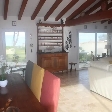 Sea-facing In La Flotte-en-re