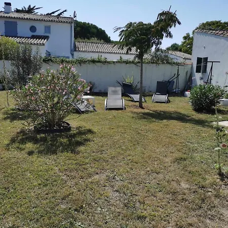 Sea-facing In La Flotte-en-re