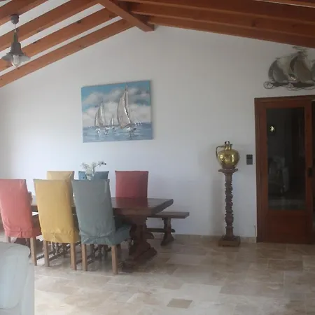 Willa Sea-facing In La Flotte-en-re La Flotte