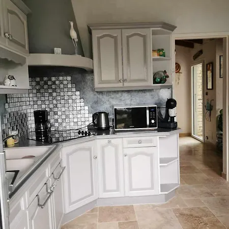 Sea-facing In La Flotte-en-re La Flotte