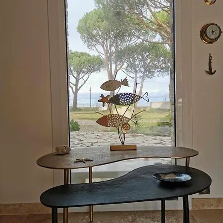 Sea-facing In La Flotte-en-re Villa